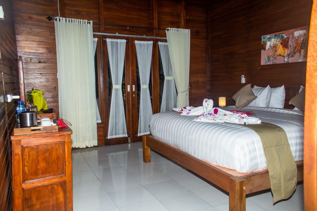 Kurnia Guest House & Spa Sakti Exterior photo