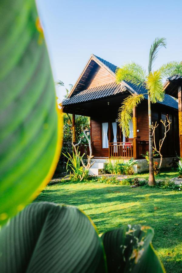 Kurnia Guest House & Spa Sakti Exterior photo